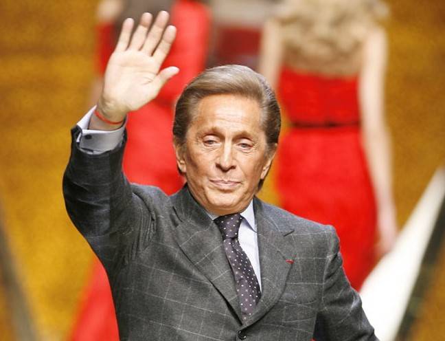 Valentino dice addio alla moda