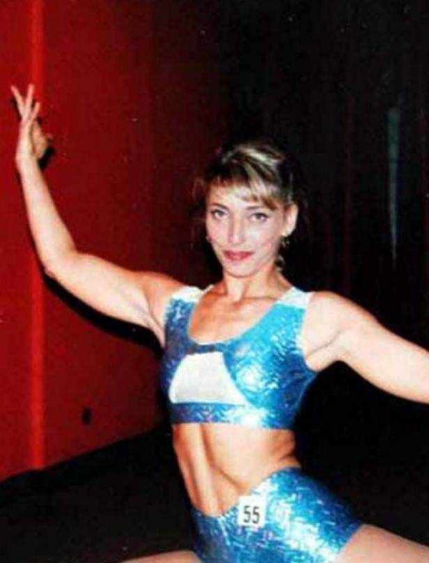 Le prove lo costringono ad ammettere di aver accompagnato la sua ex fidanzata a venti metri dal vicolo dell’assassinio. Ma il magistrato non lo arresta e lui conosce le carte dell’accusa Delfino «portato» sul luogo del delitto e liberato Ecco l’inter