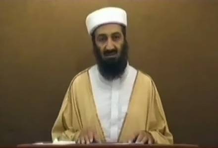 Bin Laden: messaggio audio per l'11/9 
La Cia conferma: "E' proprio la sua voce"