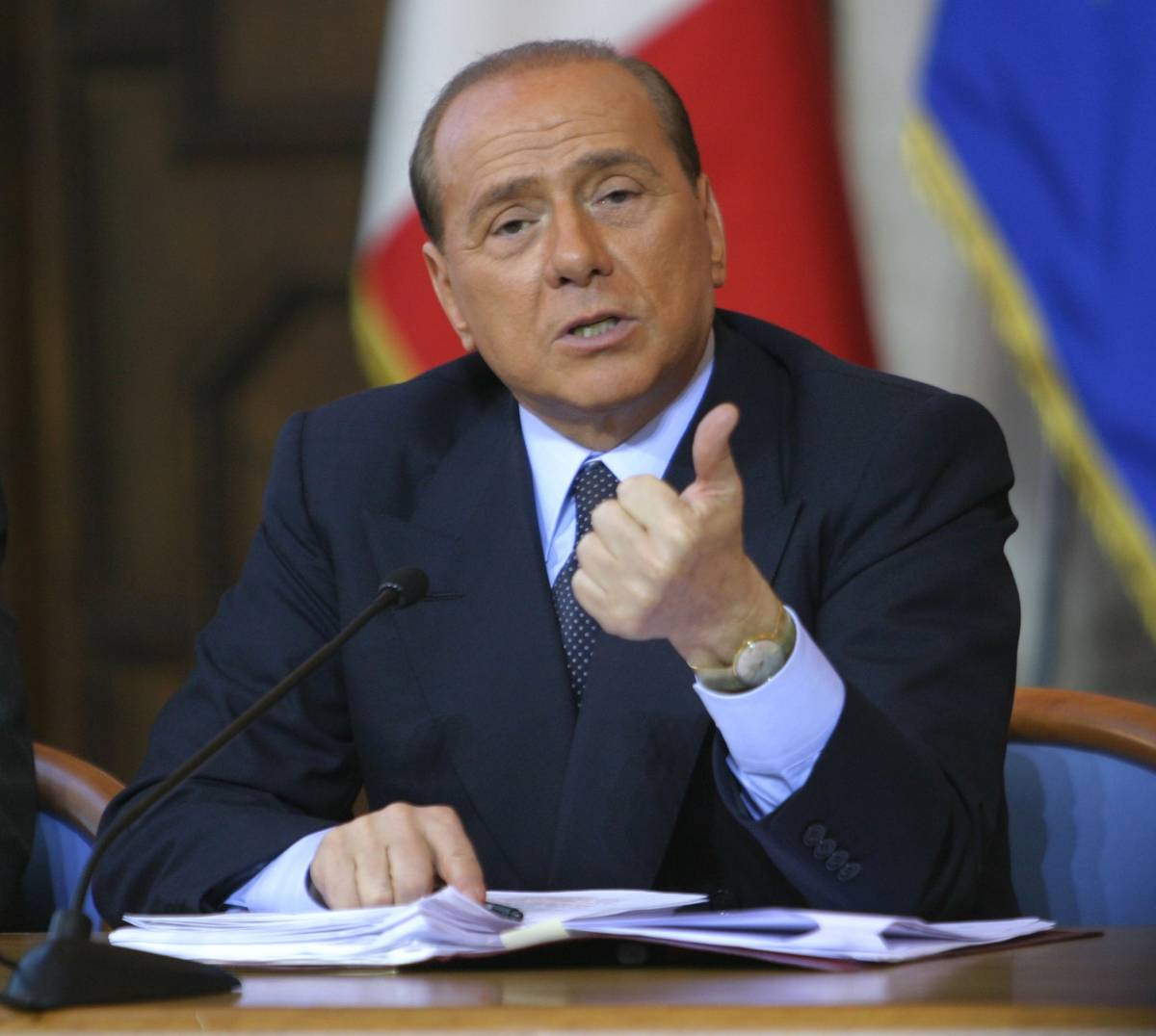 Berlusconi: "Con 
la Rai occupano tutto, 
il dialogo è finito"