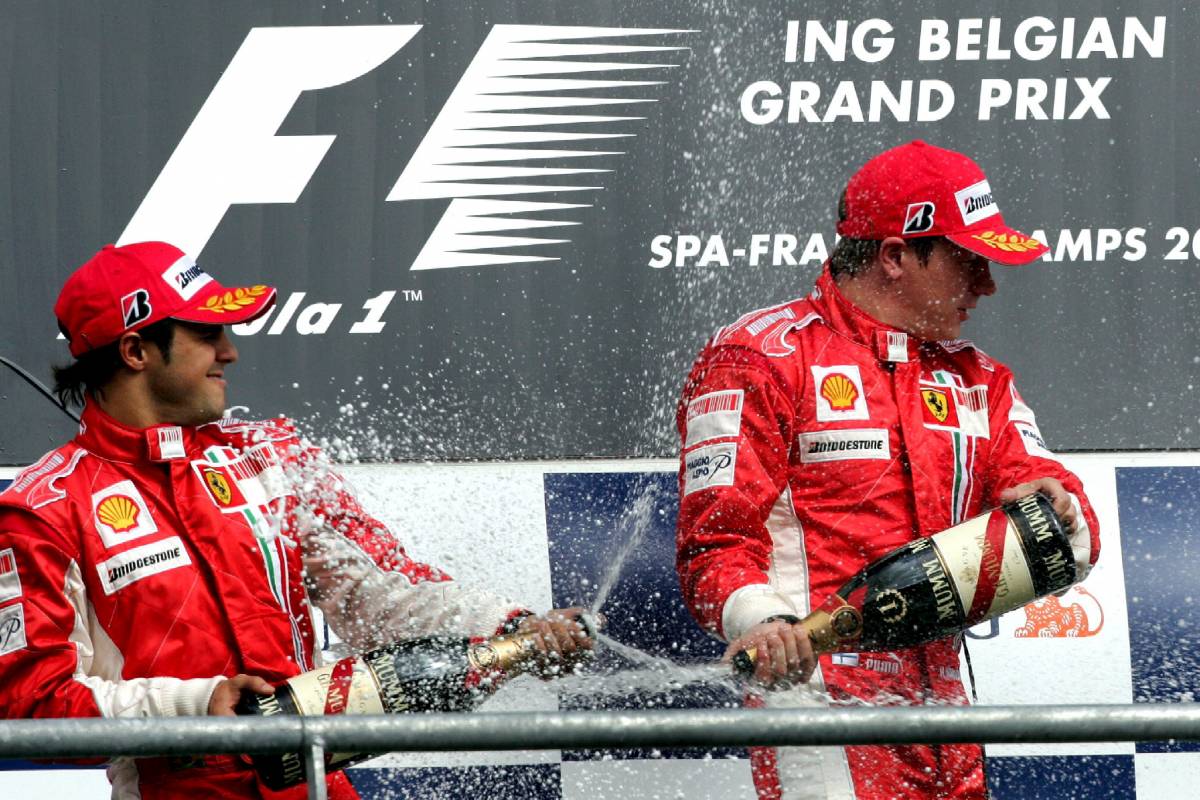 Raikkonen vince alla "Vale" 
Ferrari, doppietta mondiale