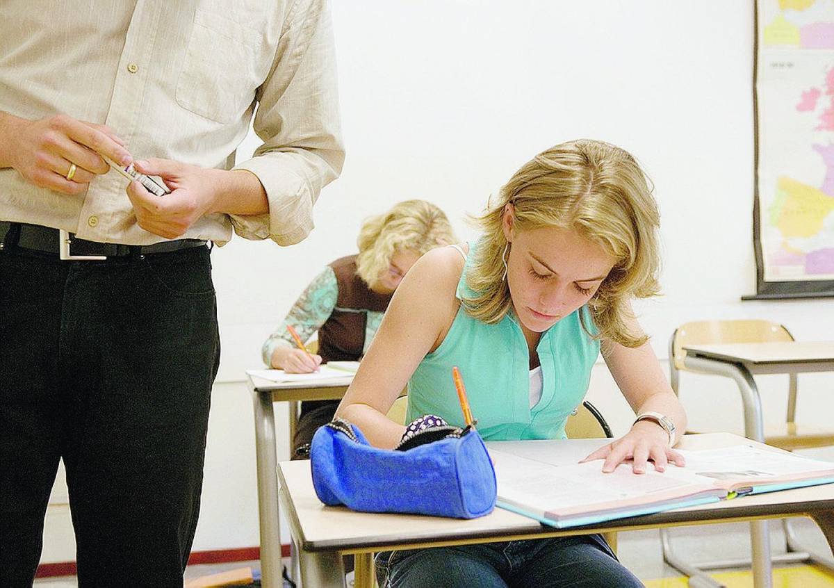 Scuola: furti e troppe assenze Licenziati prof e due dirigenti