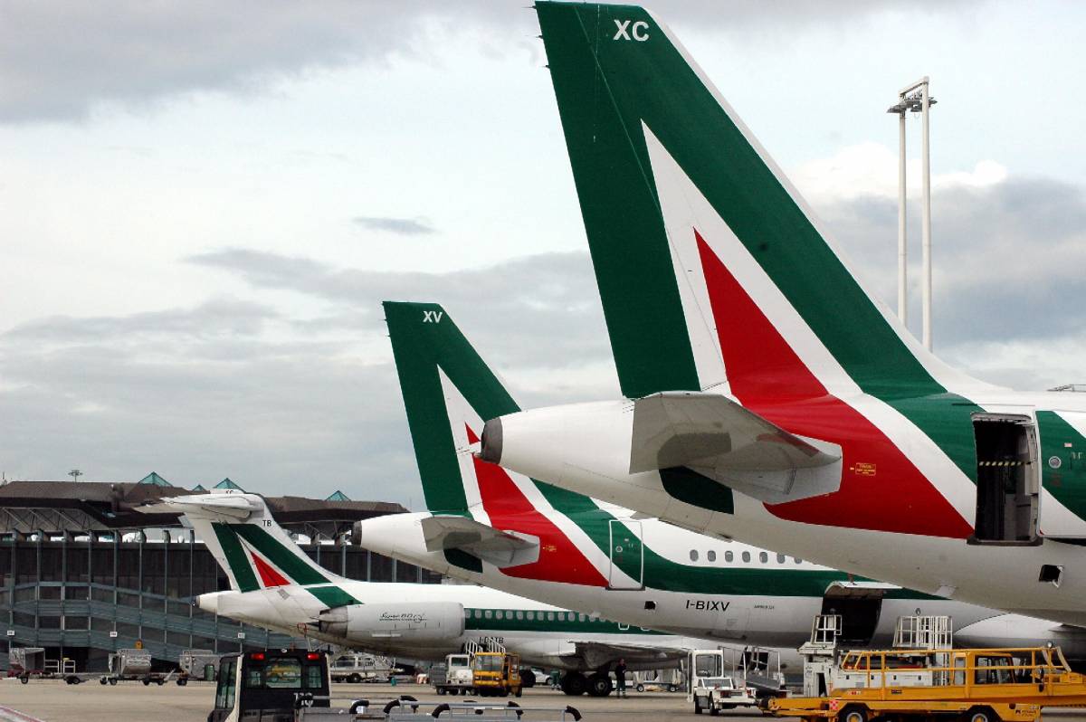 Aeroflot, un miliardo di dollari per Alitalia "ma il governo non vende"