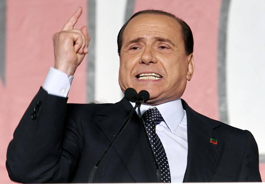 Berlusconi: "Illiberale il ddl Gentiloni"