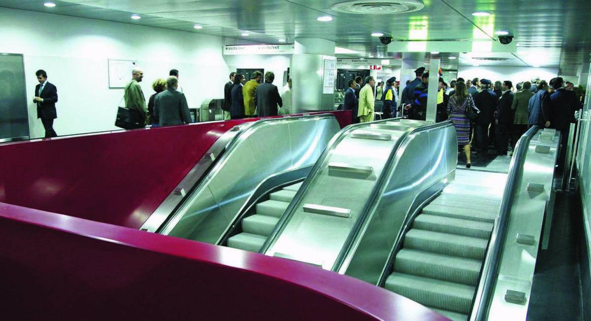 Bentornata Manzoni Ma per la metro A i disagi continuano