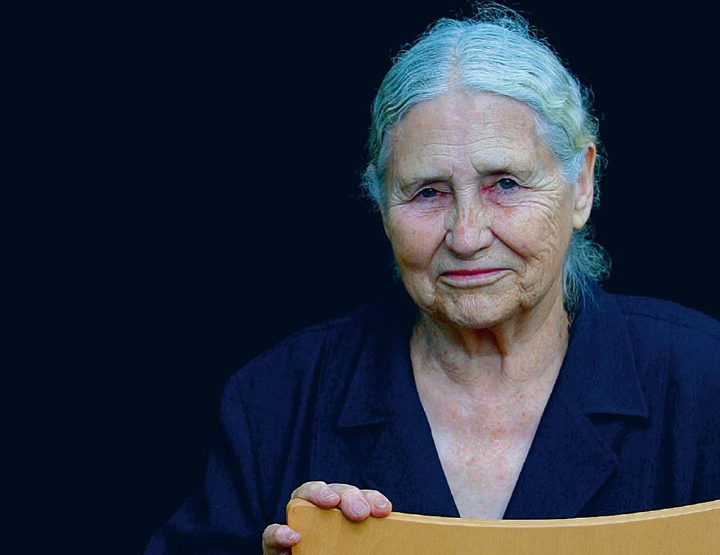Il Nobel per la letteratura 
assegnato a Doris Lessing