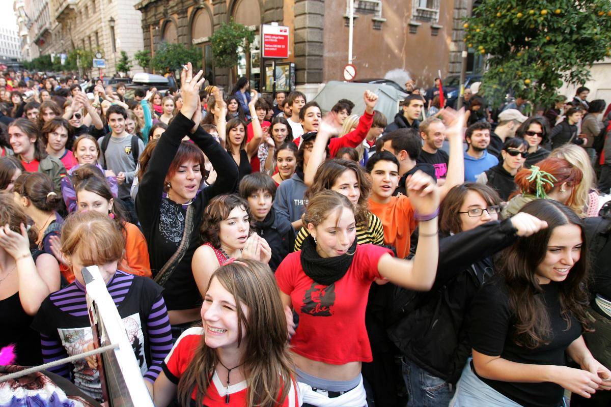 Scuola, domani studenti 
in piazza contro Fioroni