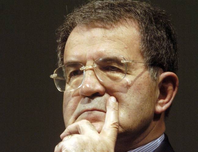 Prodi frena sul taglio dei ministri: "No a colpi di testa"