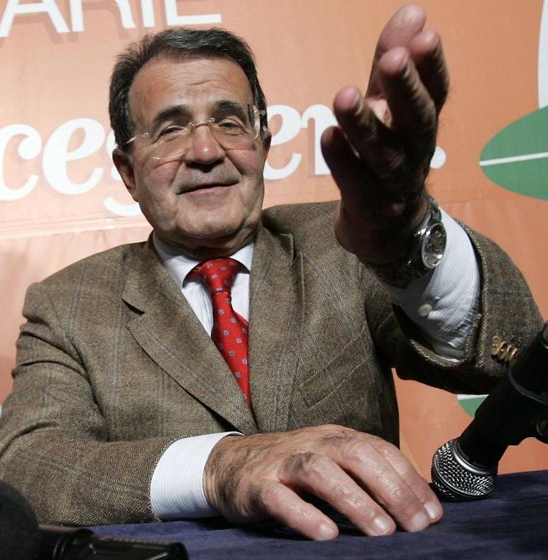 Welfare, Prodi si piega ai sindacati 
L'Fmi: protocollo, un passo indietro