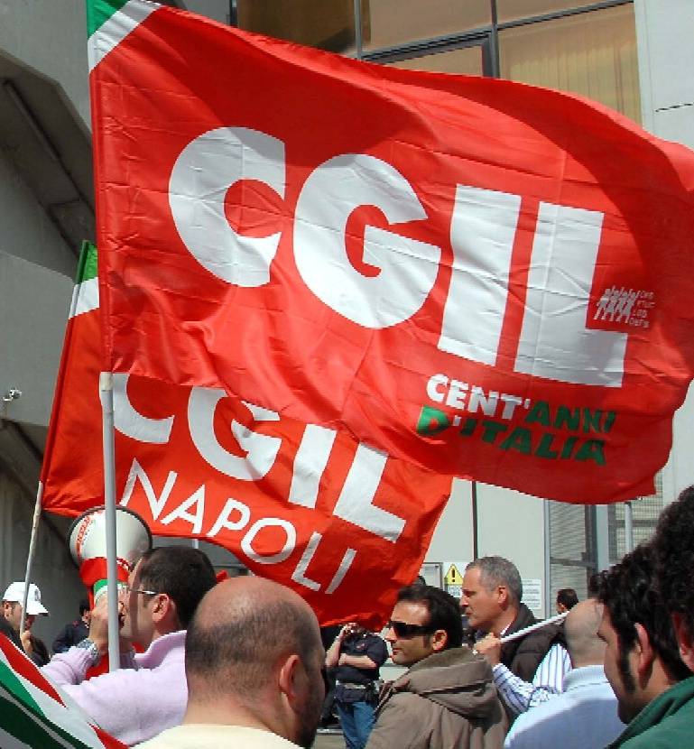 Welfare, i sindacati avvertono governo 
e sinistra: "Vigileremo sul voto"