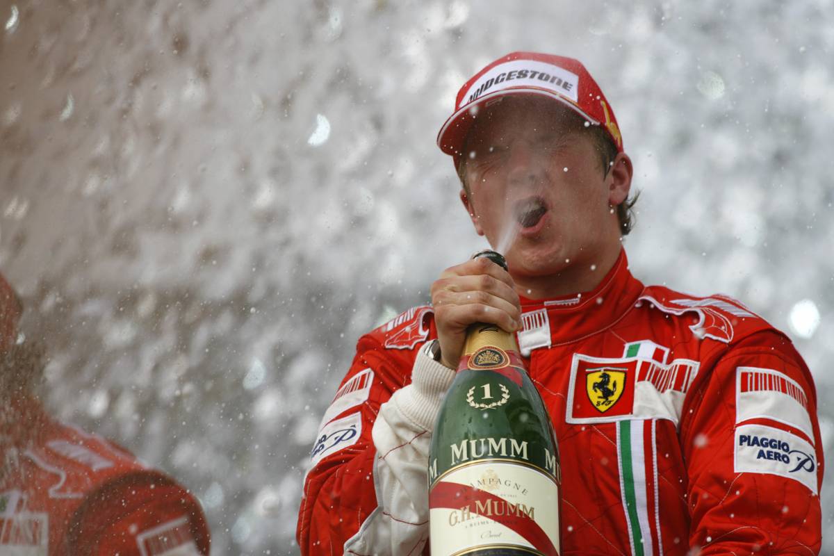 Raikkonen mondiale 
Nemmeno i giudici 
bloccano la festa rossa