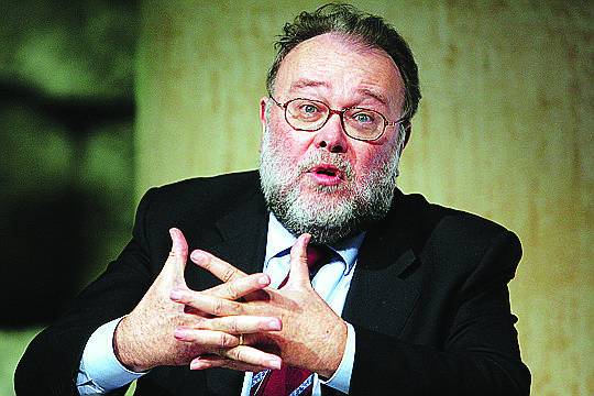 Vigilanza Rai, domani il voto sul cda: Petruccioli a rischio