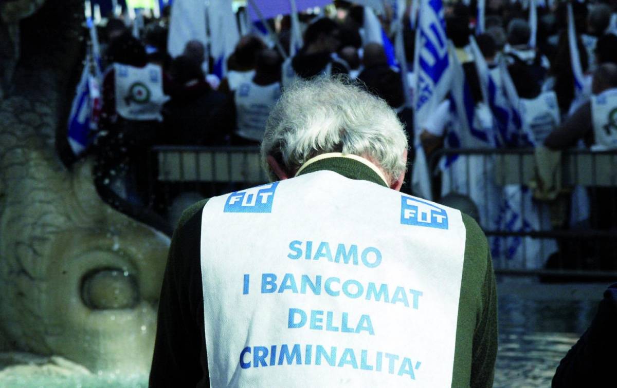 Scendono in piazza le paure dei tabaccai