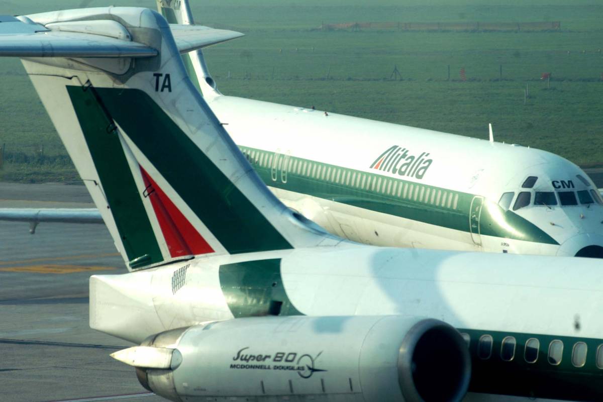 Allarme a Fiumicino, atterraggio d'emergenza