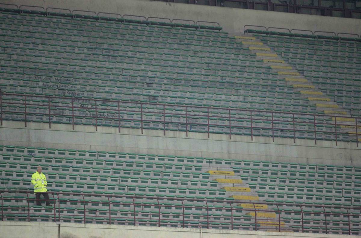 San Siro, la curva Nord "squalificata" si sposta nella Sud