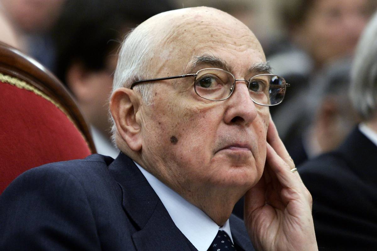 Napolitano: "Conciliare accoglienza e legalità"