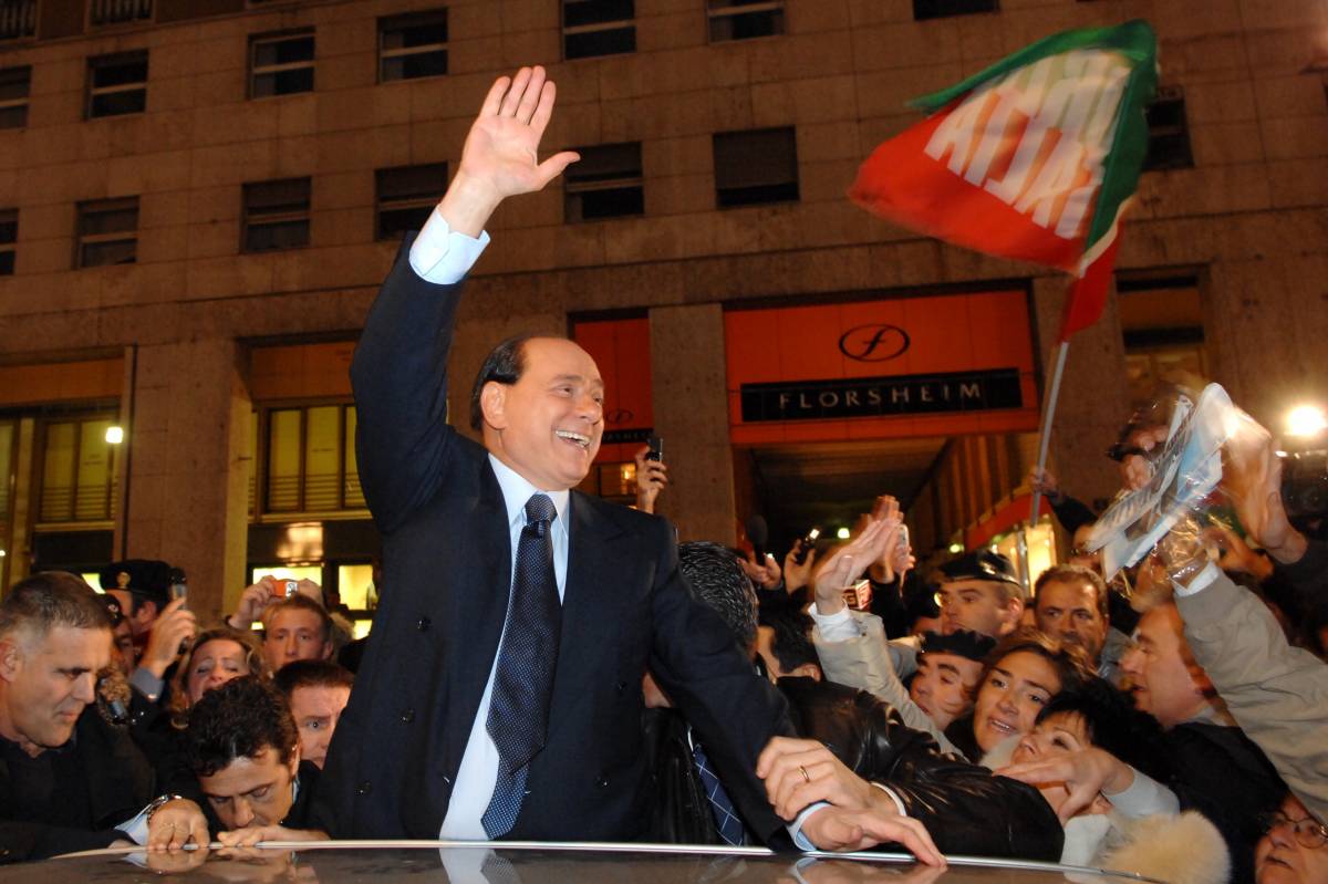 La svolta di Silvio: "Fondo il Partito del popolo italiano della libertà"