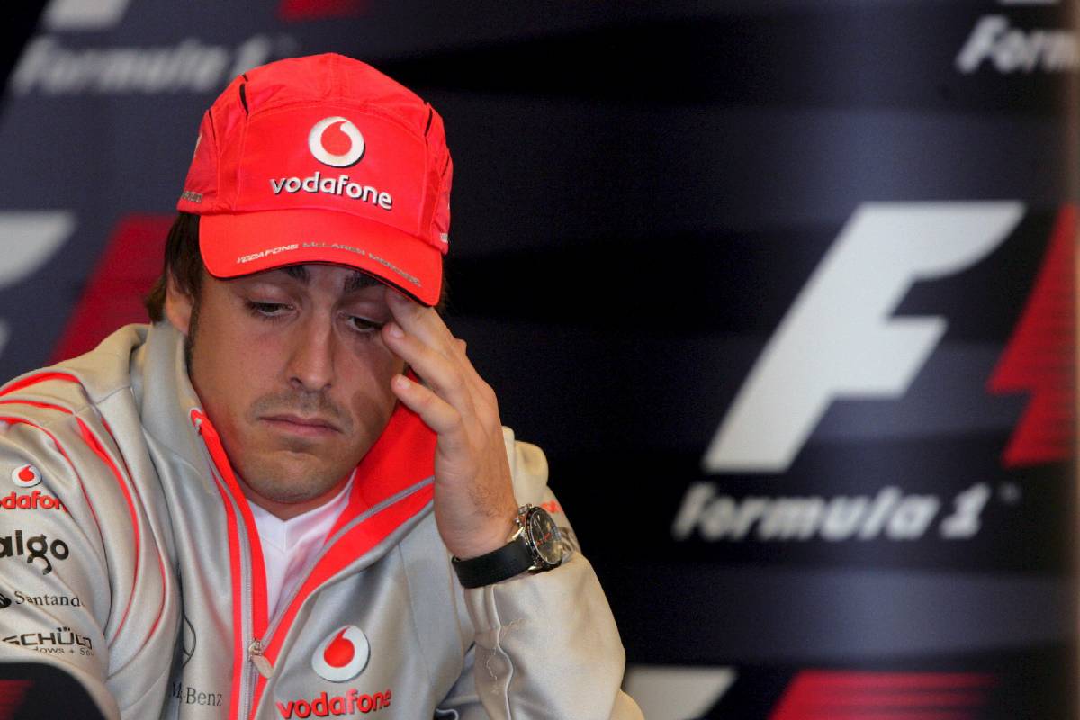 Renault, un ultimatum 
ad Alonso: firma per 3 anni