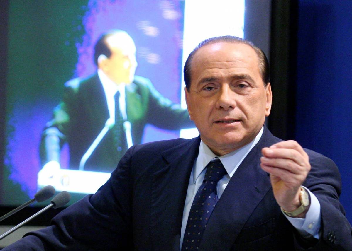 Rai-Mediaset, Berlusconi duro: 
vedo iene e sciacalli in azione