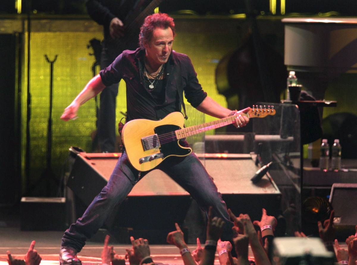 Il Boss inventa il rock alla Veltroni 
Canta gli Usa ("ma anche" noi)