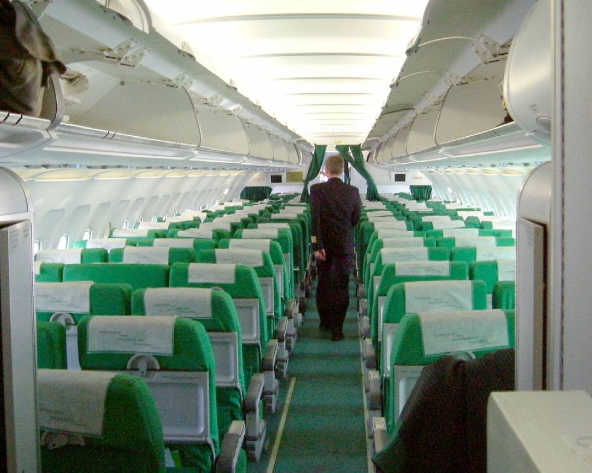 Alitalia si prepara a volare 
con Air One e Intesa