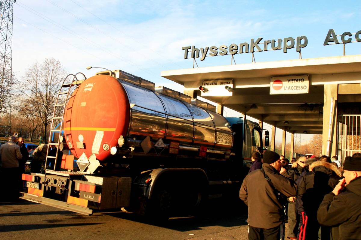 ThyssenKrupp, incendio 
a Terni: nessun ferito