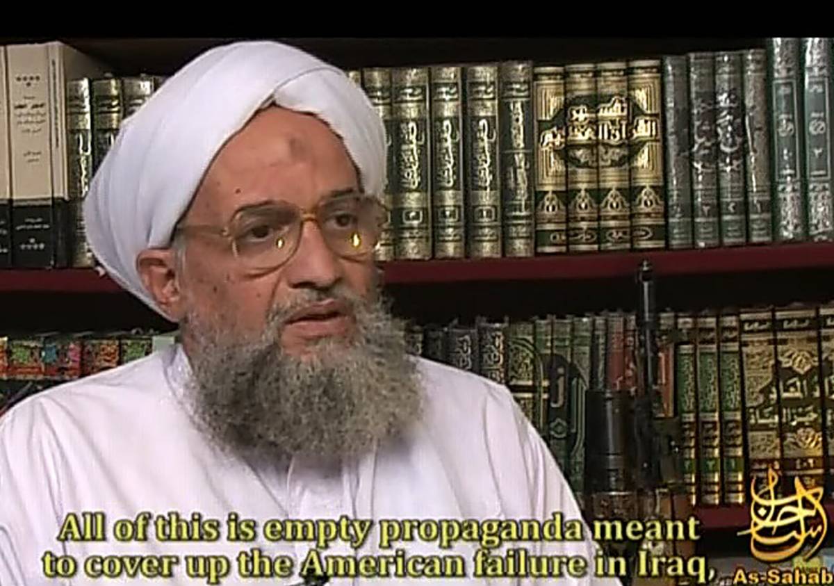 Zawahiri al Papa: "Ha offeso l'Islam"