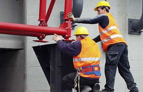 Incidenti sul lavoro, 
altre cinque vittime