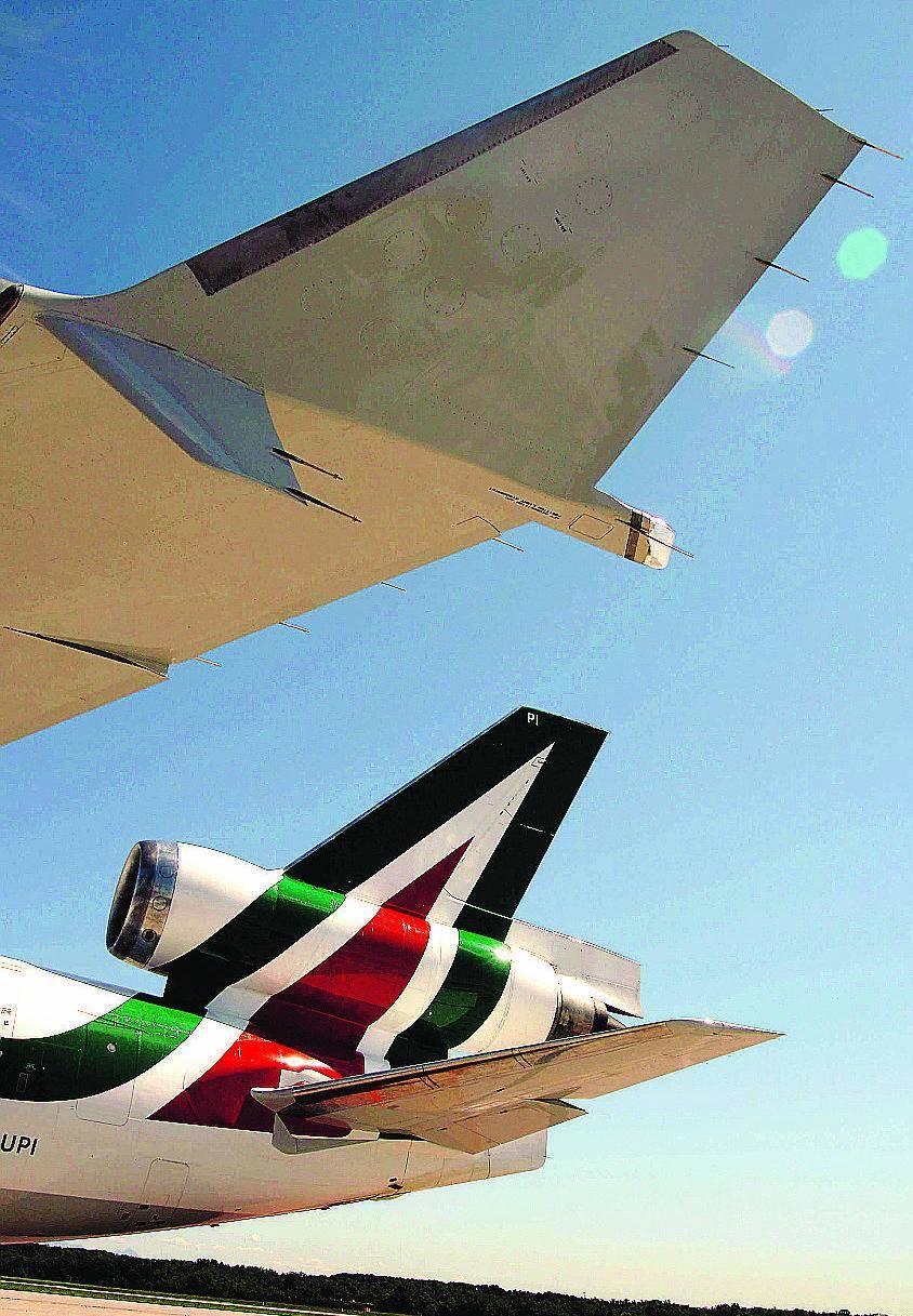 Alitalia, il governo impone altri 3 giorni di agonia