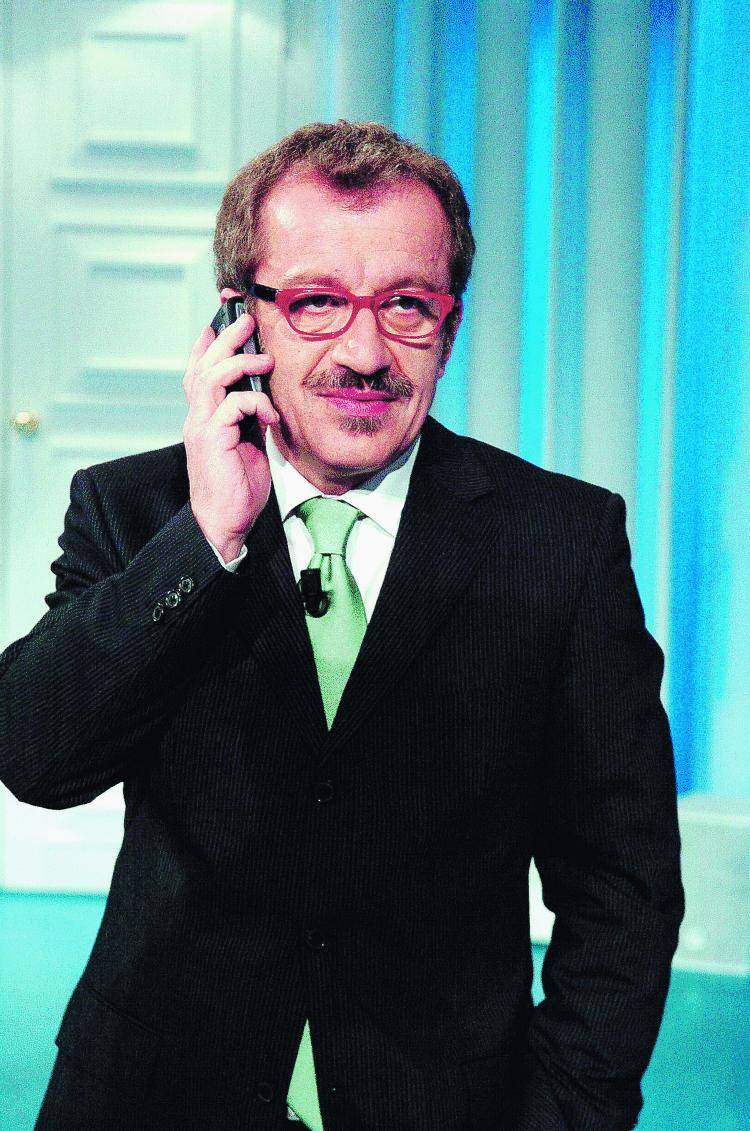 Maroni: "Berlusconi motore della politica. Ora rilanci il dialogo"