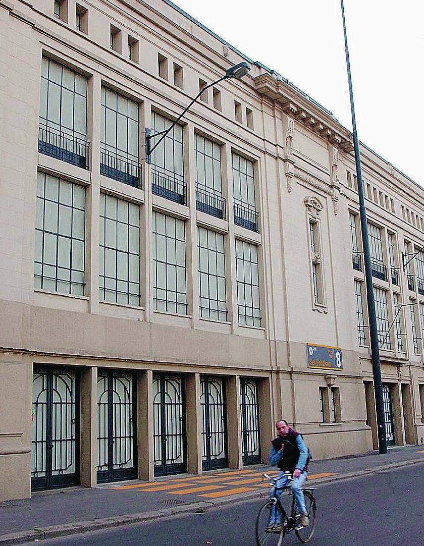 Il museo di arte contemporanea trasloca prima di vedere la luce