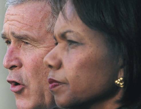 Israele, Bush parla troppo 
Condy Rice: chiudi il becco
