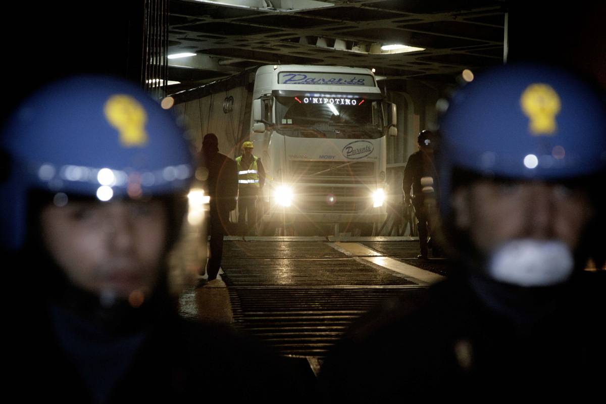 "Io, trasportatore di munnezza,   ora ho bisogno dello psicologo"