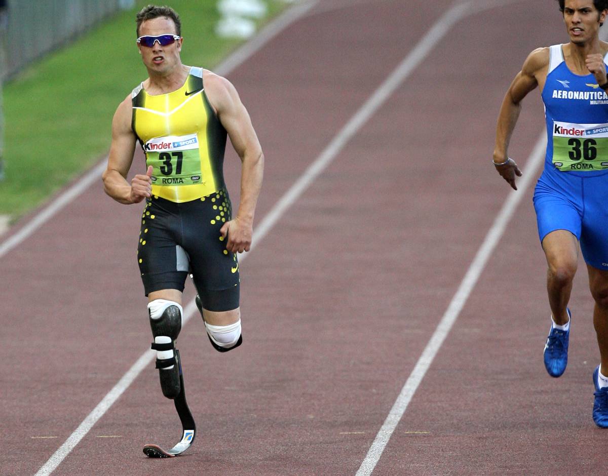 Pistorius, niente Olimpiadi: 
"Ha vantaggi dalle protesi"