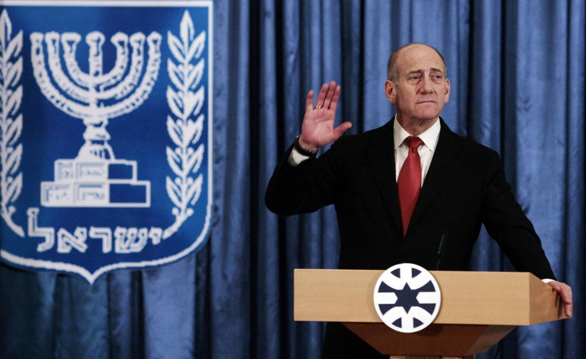 Olmert in difficoltà: esce dal governo partito di ultradestra