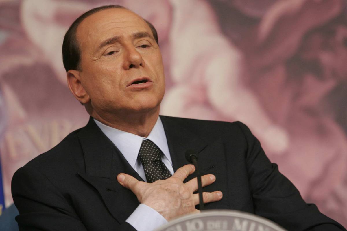 Rai, il pm: Berlusconi a giudizio 
Lui: "Riforma profonda della giustizia"