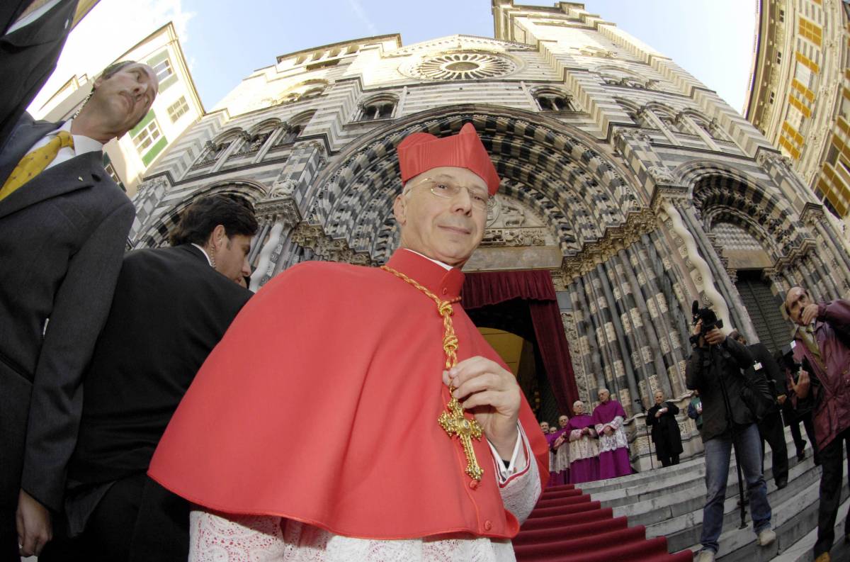Bagnasco: "L'Italia è allo sfascio" 
Prodi: "Mai detto di evitare la Sapienza"