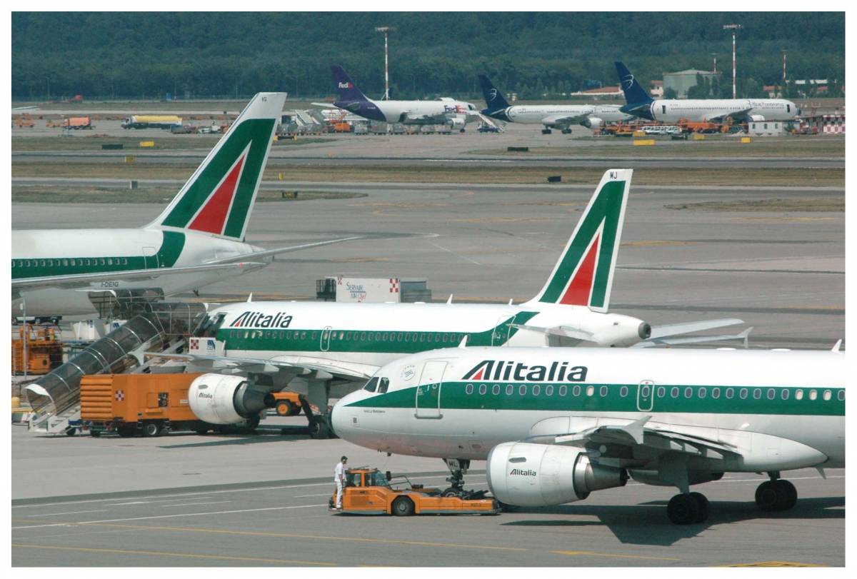 Tremonti: "Chiarezza su Malpensa prima di vendere Alitalia"