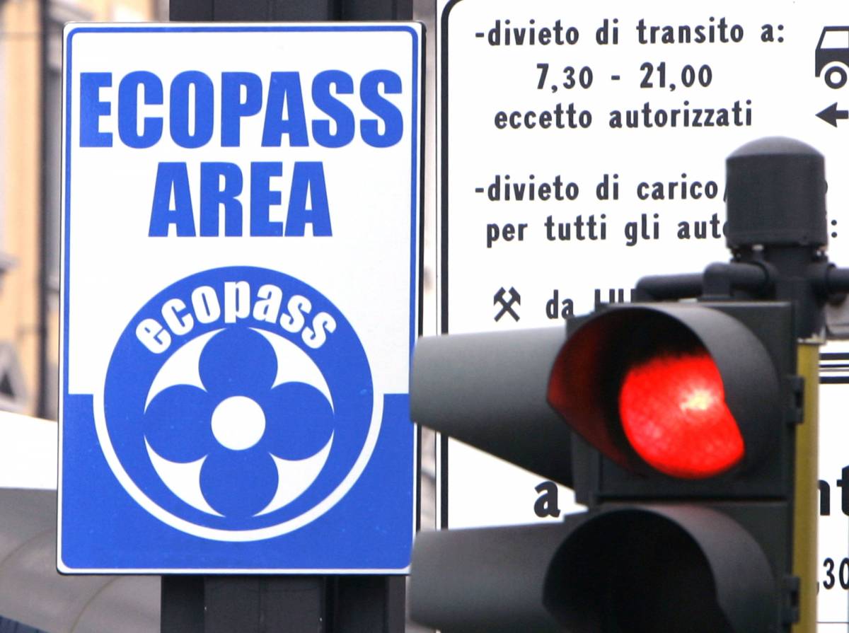 La Moratti a Bruxelles: "L' Ecopass è un successo, avanti nella lotta allo smog"