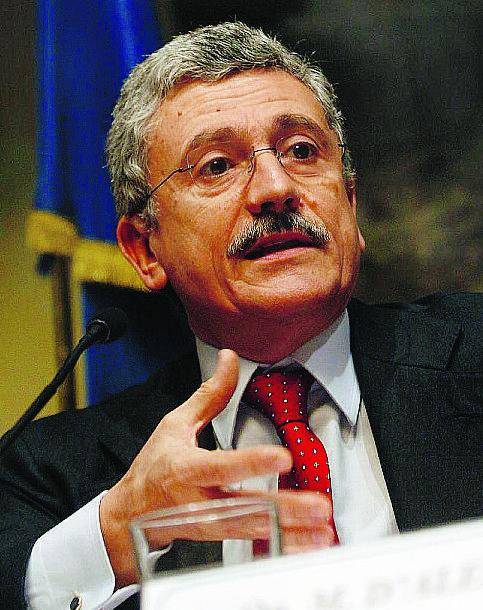 Così D’Alema vuol sgambettare Veltroni