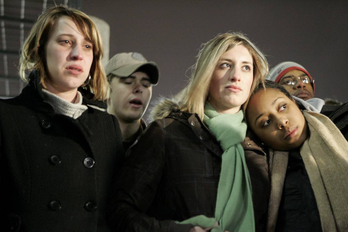 Usa, strage al campus: 
6 morti, poi si suicida