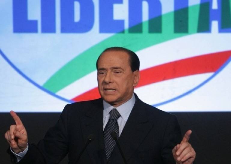 Berlusconi: "L'addio di Casini? 
Nelle urne non sposta nulla"