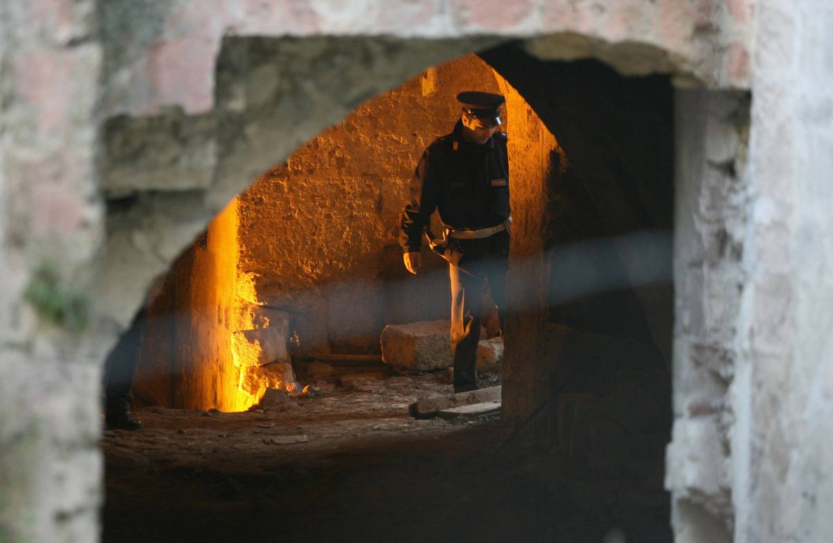 Gravina, nel pozzo i corpi dei fratellini