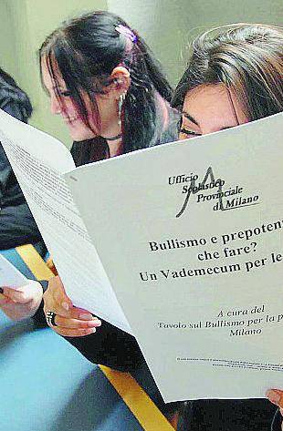 Un vademecum contro il bullismo verrà distribuito in tutte le scuole