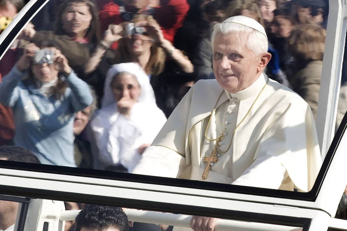 Il Papa: "L’uomo è uomo dall’embrione al coma"