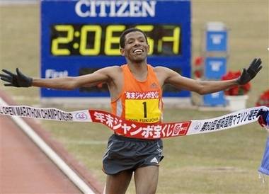 Il maratoneta Gebrselassie: 
"No a Pechino, troppo smog"