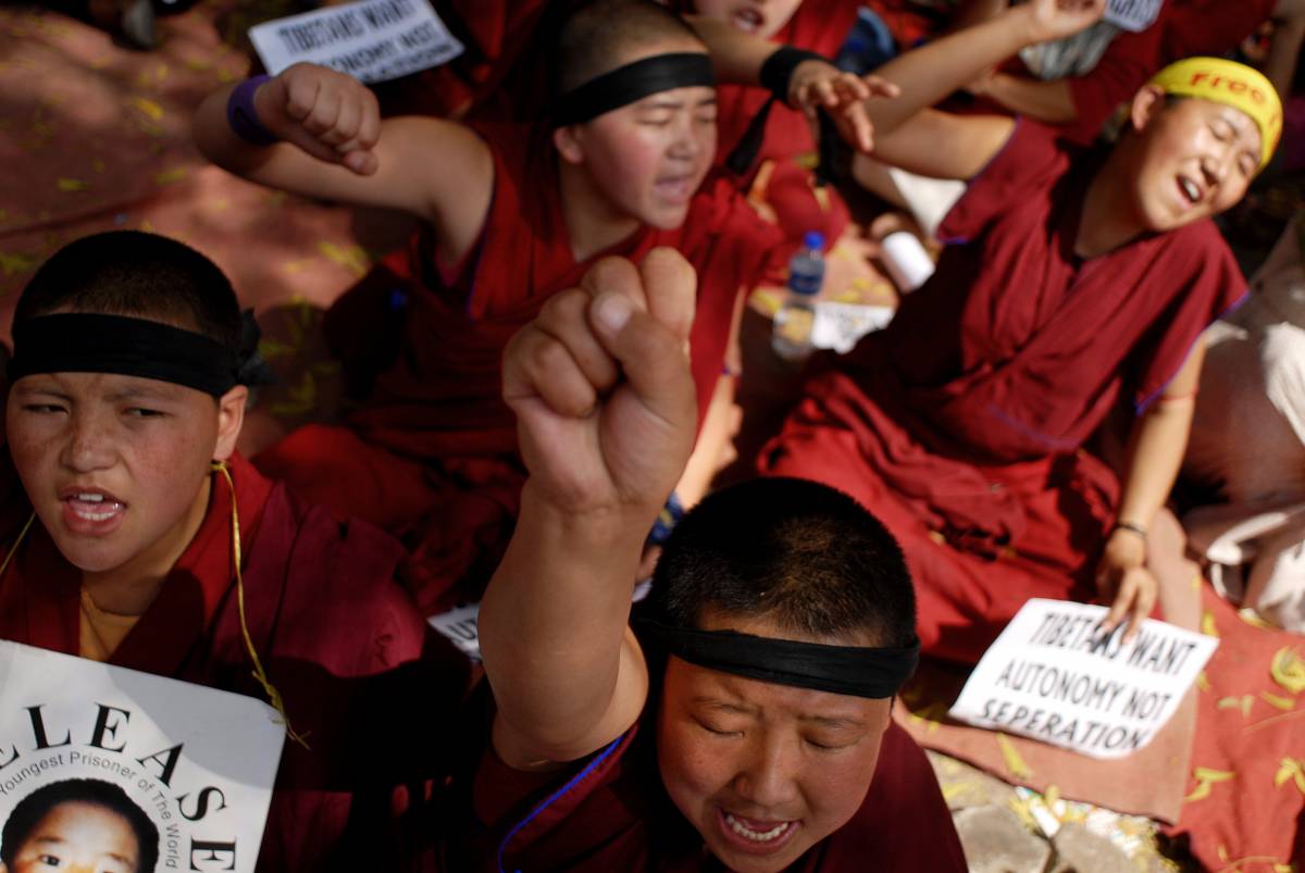 Tibet, centinaia di morti. Appello Usa