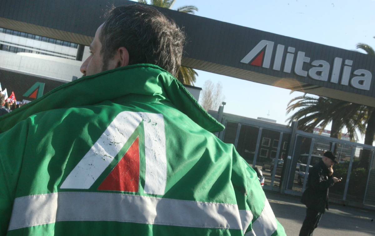 Berlusconi: "Alitalia resti italiana"