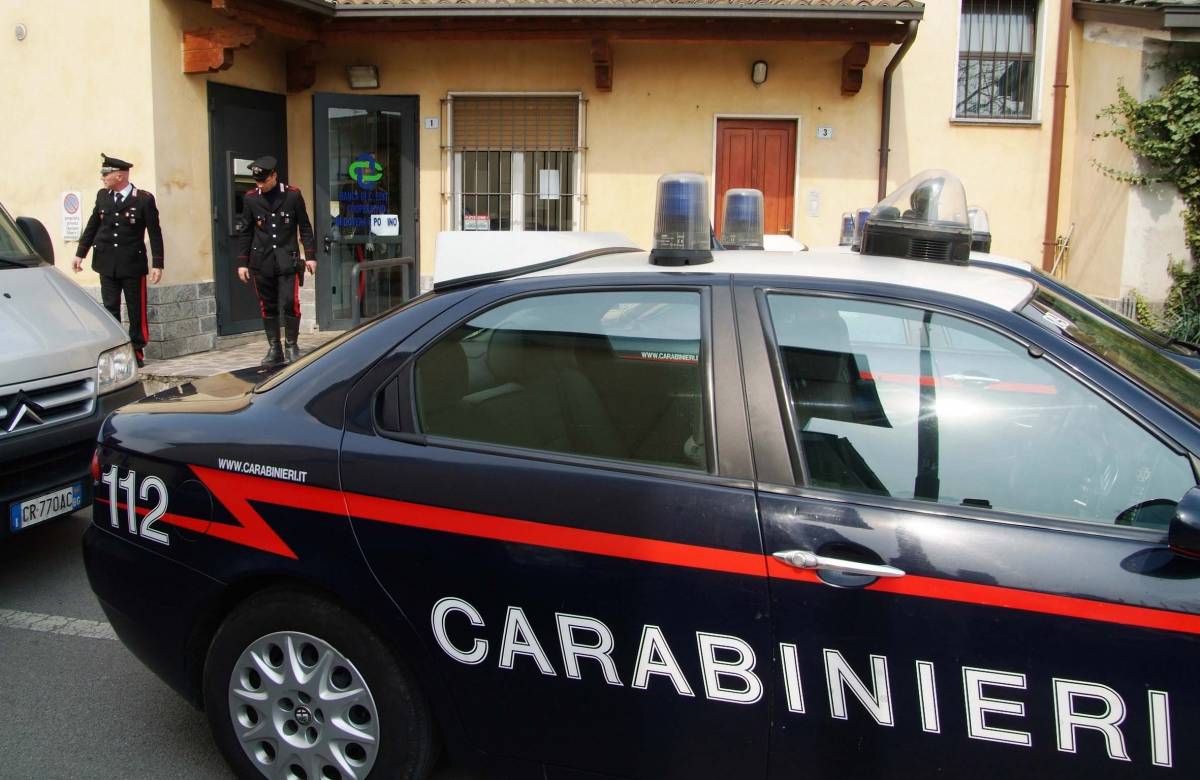 Pensionato tenta la rapina in banca e si uccide