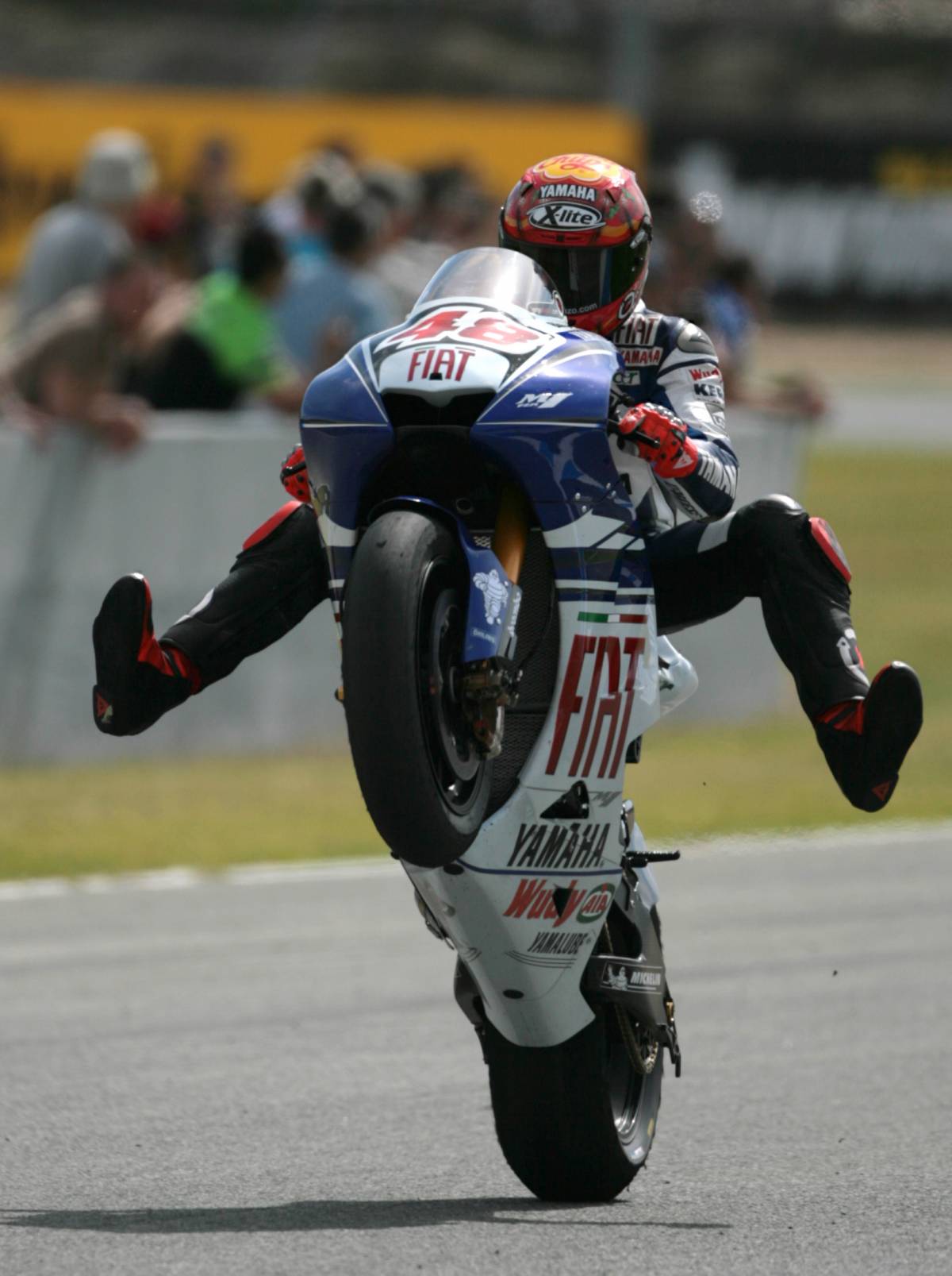 MotoGp, super Lorenzo 
stacca Rossi e Stoner
